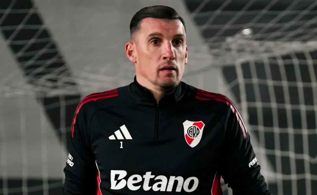 Armani deja River y vuelve a Colombia
