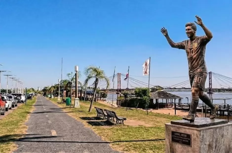 En Santa Fe, nombraron “Lionel Messi” a un paseo costero que antes se llamaba “Néstor Kirchner”